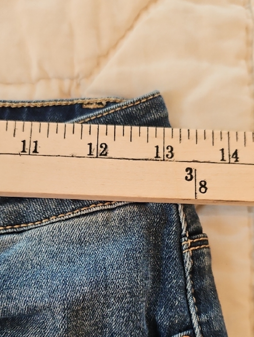 Royalty For Me- Distressed Skinny Jeans- Size 4 - Picture 3 of 7
